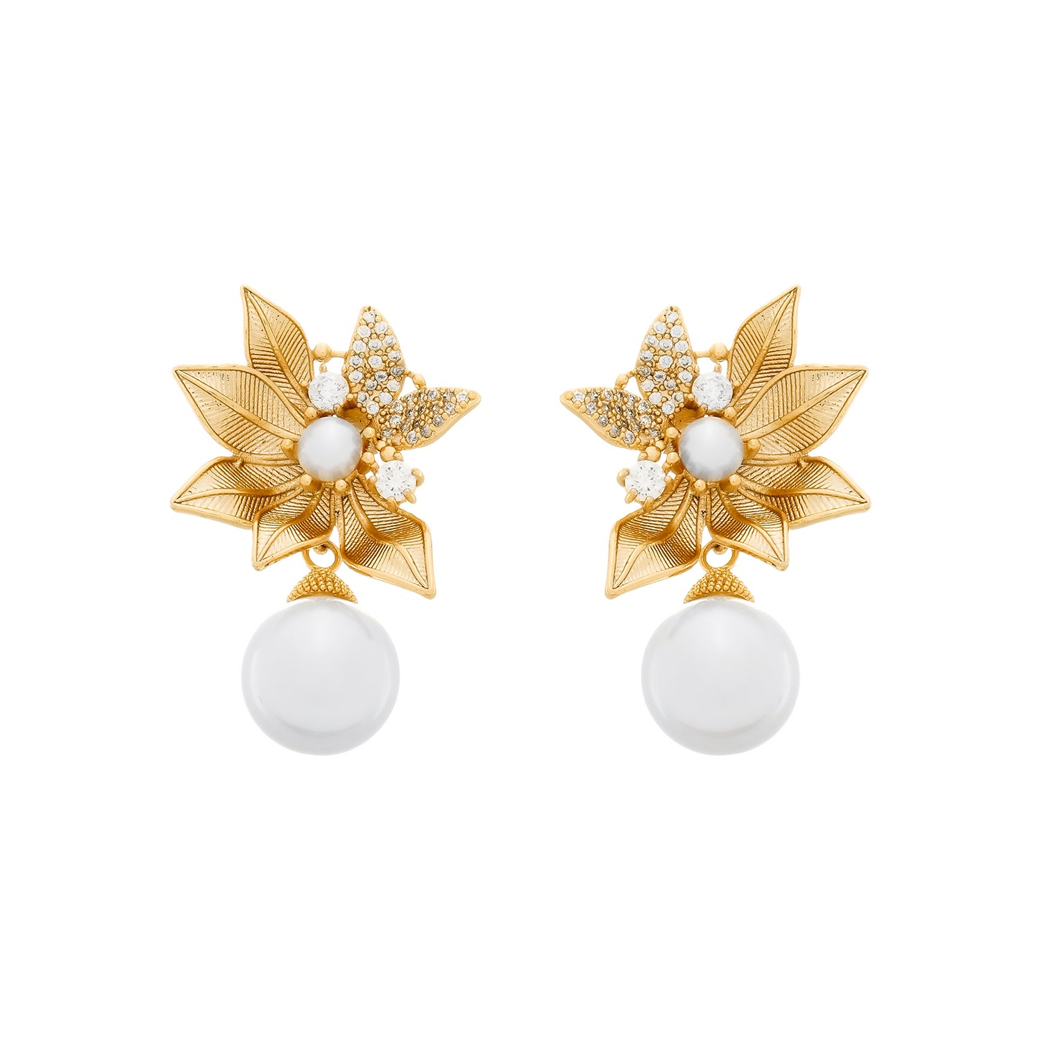 Brinco Dourado com Folhas em Zircônia e Pérolas